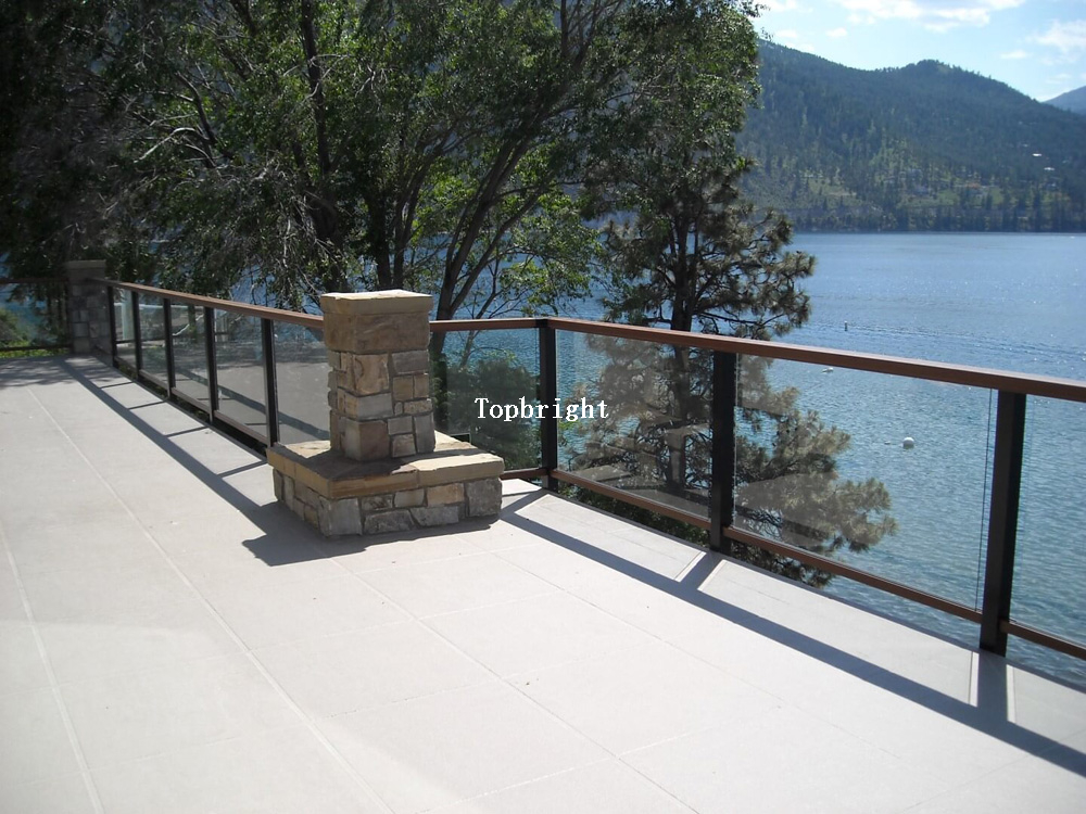 Balcony_railing_aluminium_glass_decking (5)